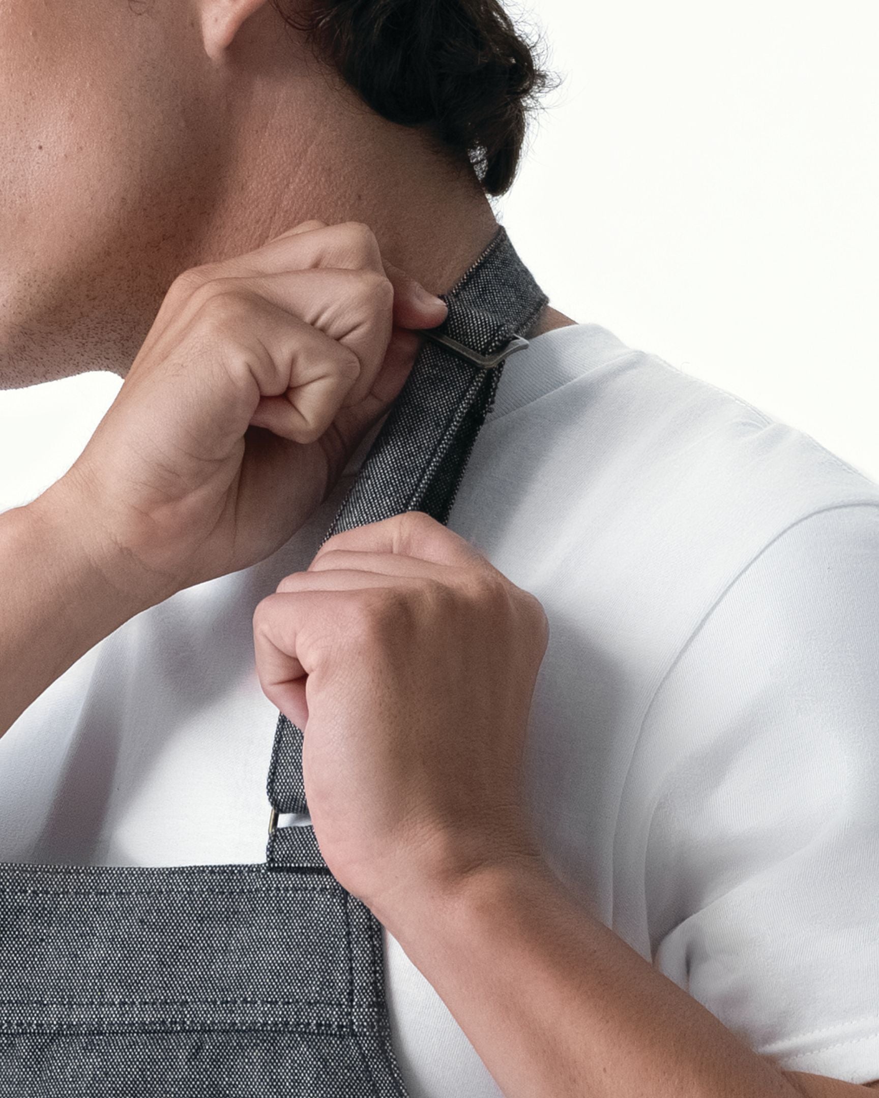 ユーティリティ 綿100% オックスフォード ブラック ナチュラル 《レギュラー》 胸当て エプロン｜Chef Works Japan