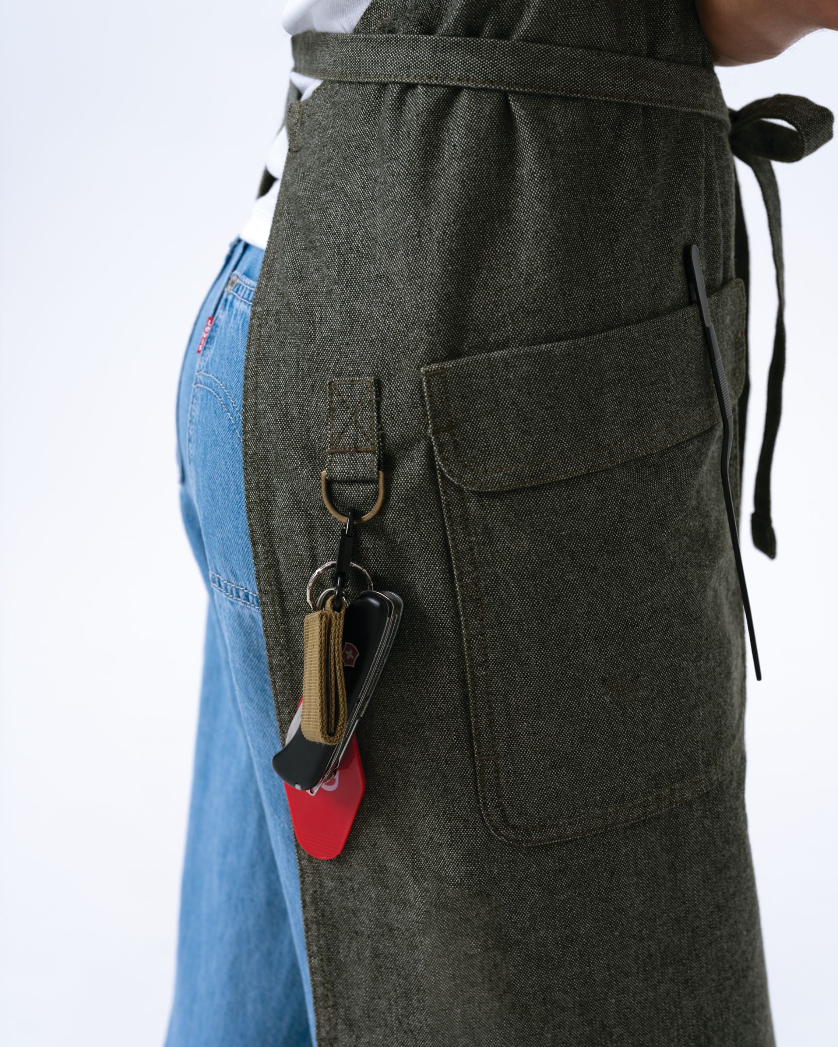 ユーティリティ 綿100% オックスフォード オリーブ ナチュラル 《レギュラー》 胸当て エプロン｜Chef Works Japan