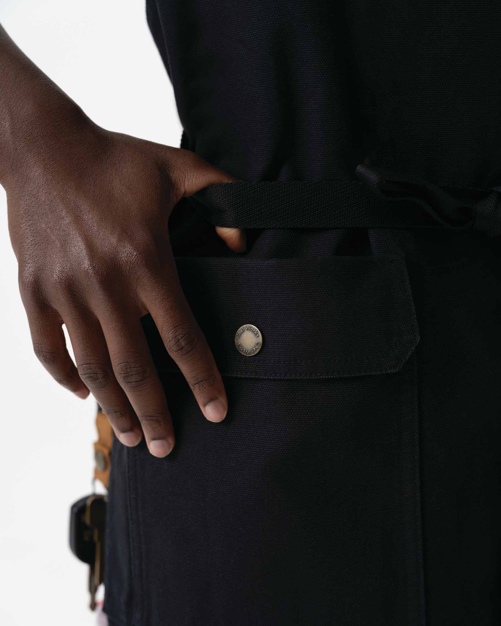 タクティカル 綿100% 厚地キャンバス ブラック 胸当て エプロン｜Chef Works Japan