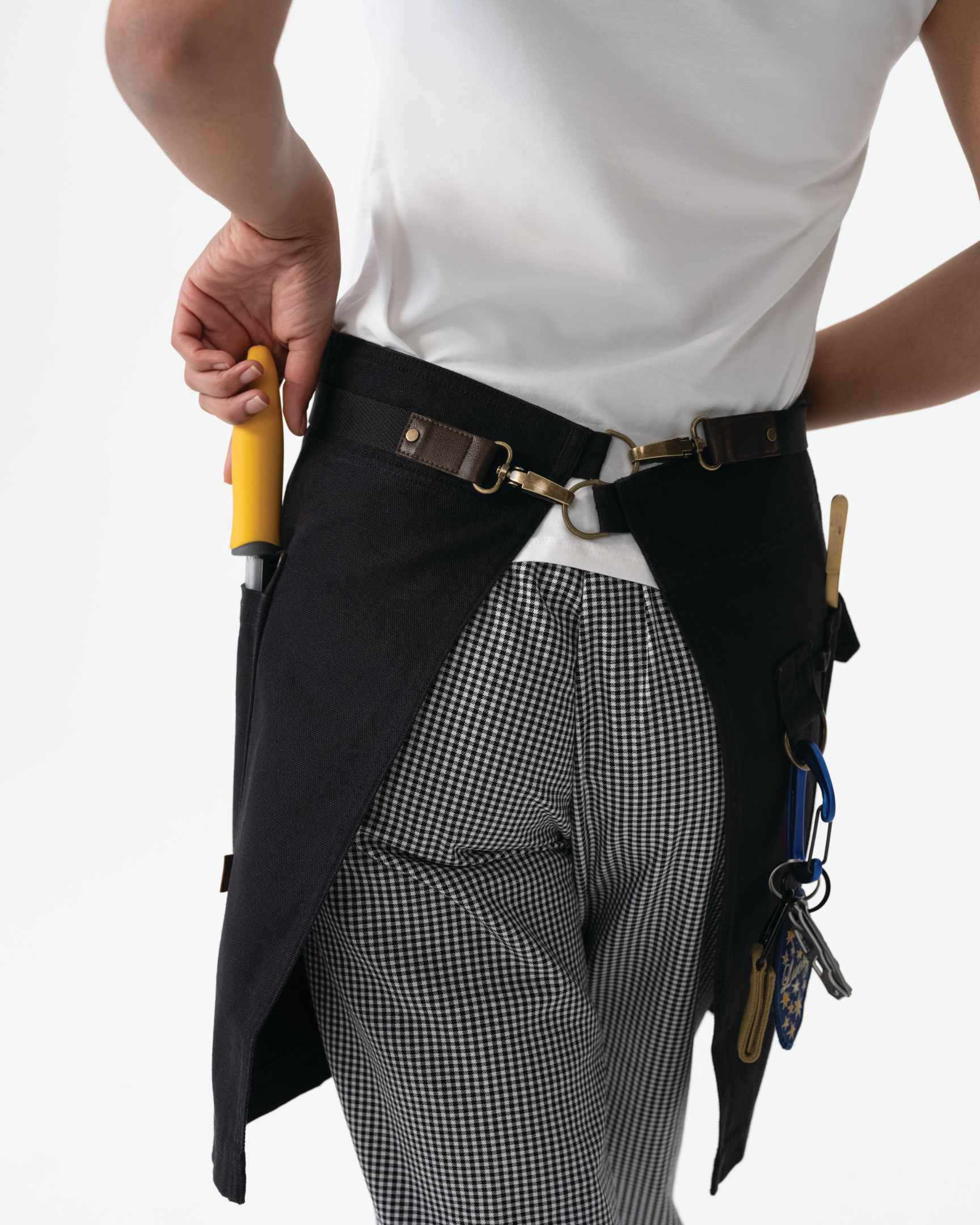 タクティカル 綿100% 厚地キャンバス ブラック ミドル サロン（前掛け） エプロン｜Chef Works Japan