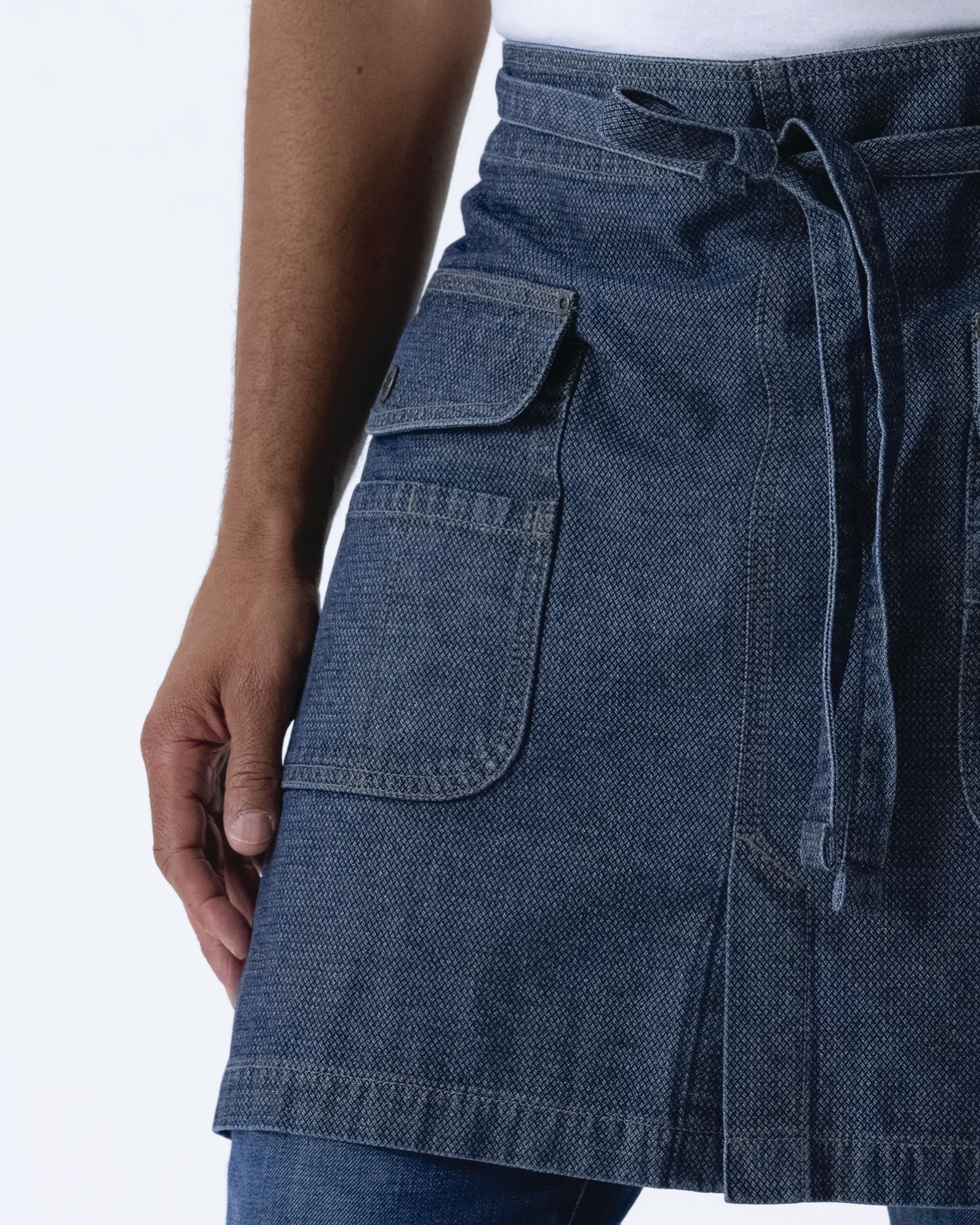 クラフトマン 綿100% プレミアム ジャガード デニム インディゴブルー ミドル サロン 前掛け エプロン｜Chef Works Japan